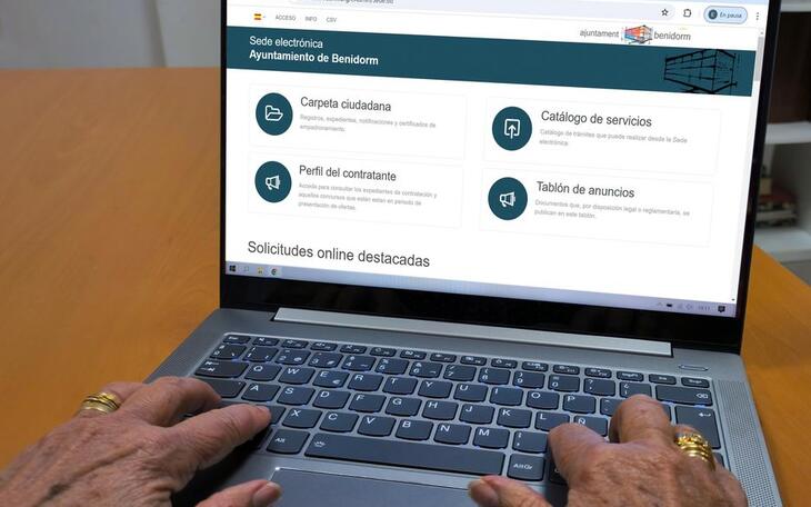 El PSOE reclama la puesta en marcha de la anunciada oficina de atención al mayor